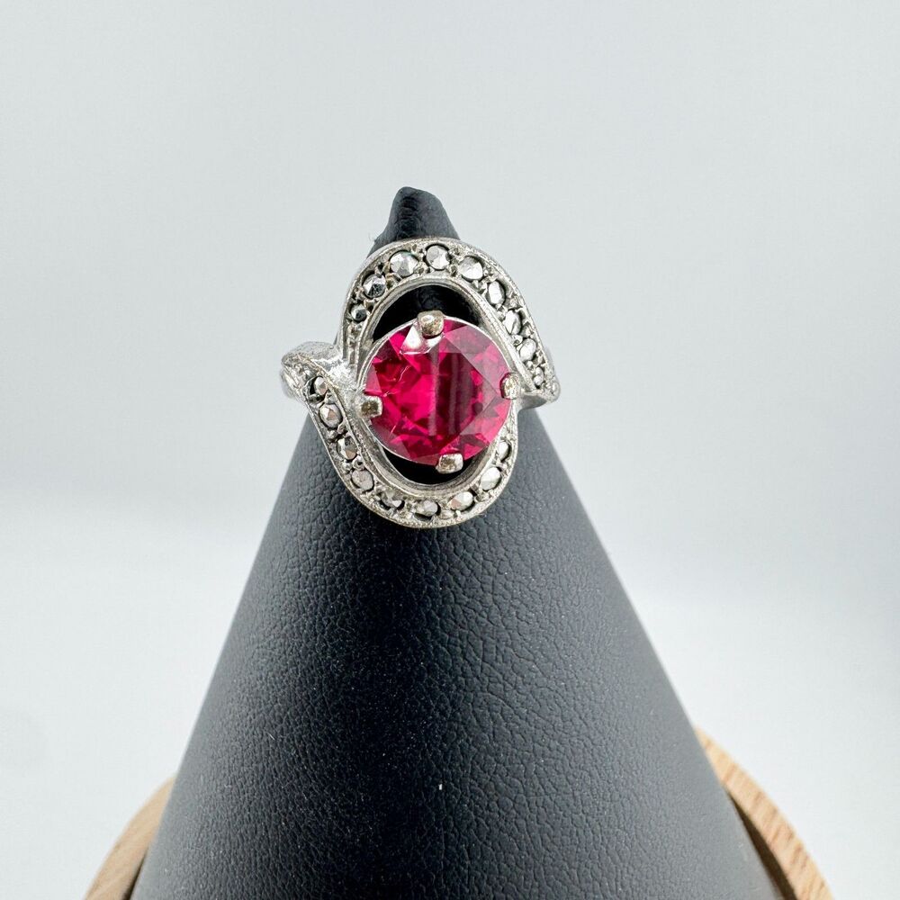 Vintage Silver Tone Ring Pink Faceted Stone Marcasite Halo Retro Cocktail